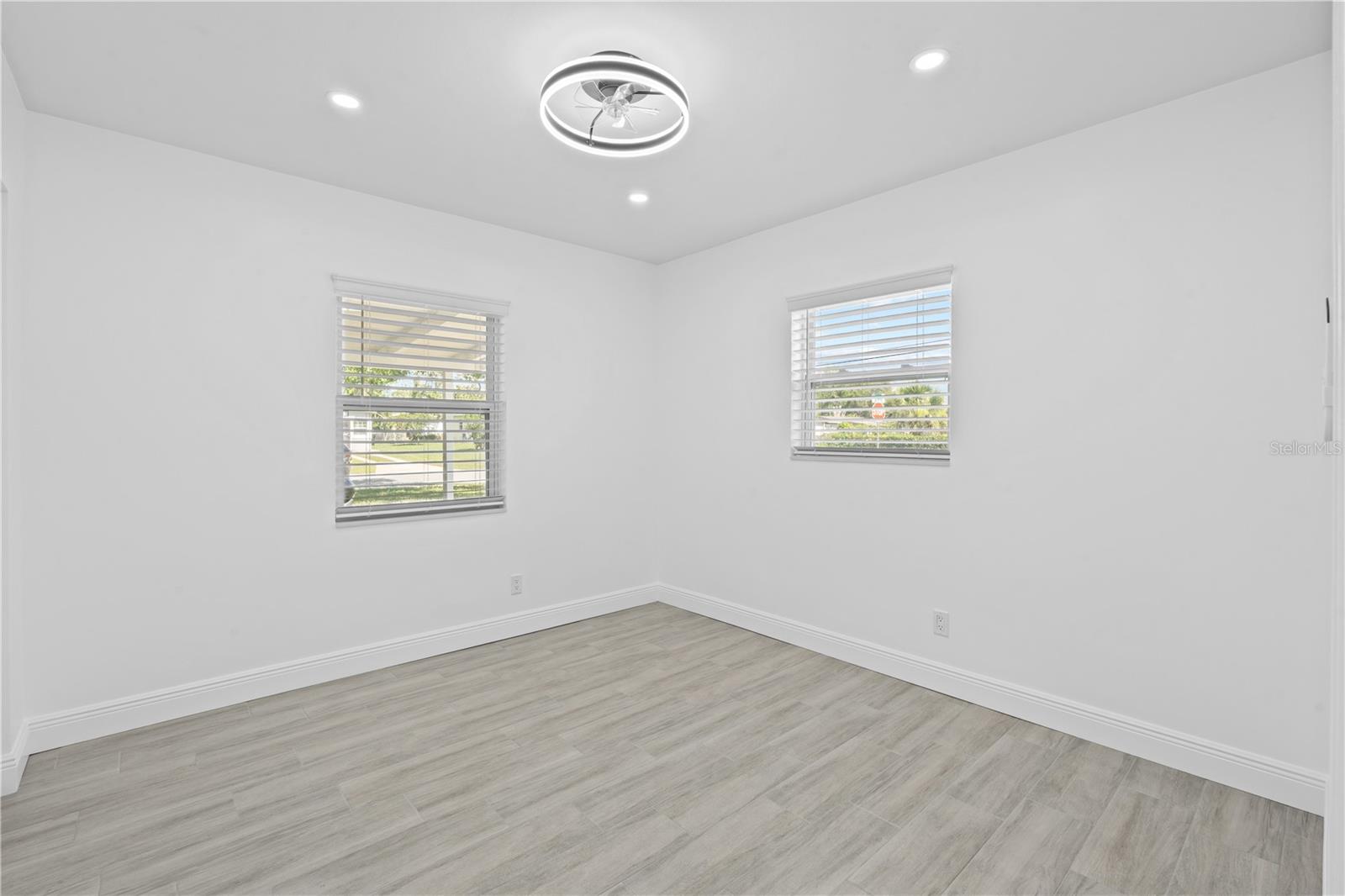 Image 17 of 32 For 7701 Cassino Avenue