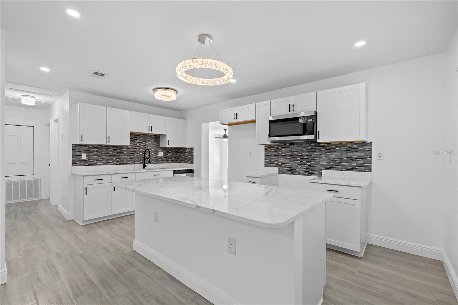 Image 7 of 32 For 7701 Cassino Avenue