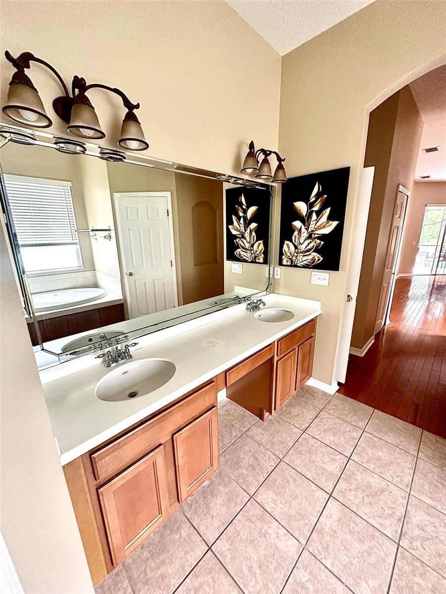 Image 15 of 26 For 10325 Sandy Marsh Lane