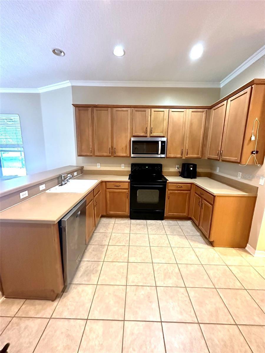 Image 7 of 26 For 10325 Sandy Marsh Lane