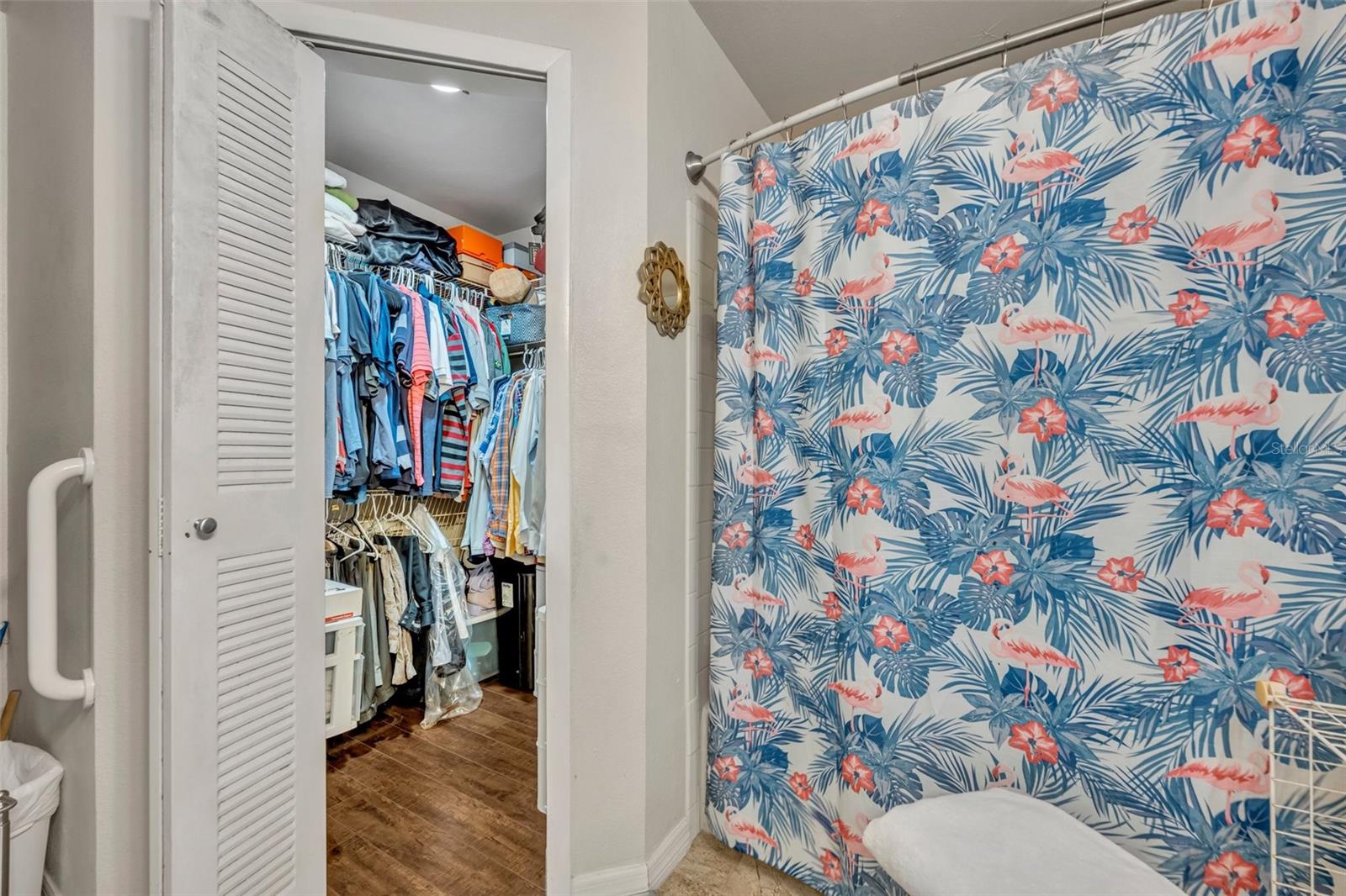 Image 15 of 23 For 4740 Walden Circle 28