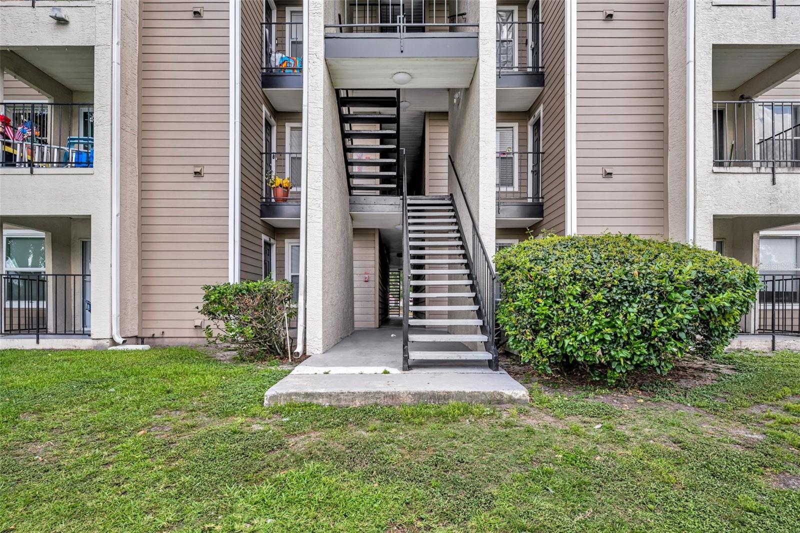 Image 22 of 23 For 4740 Walden Circle 28