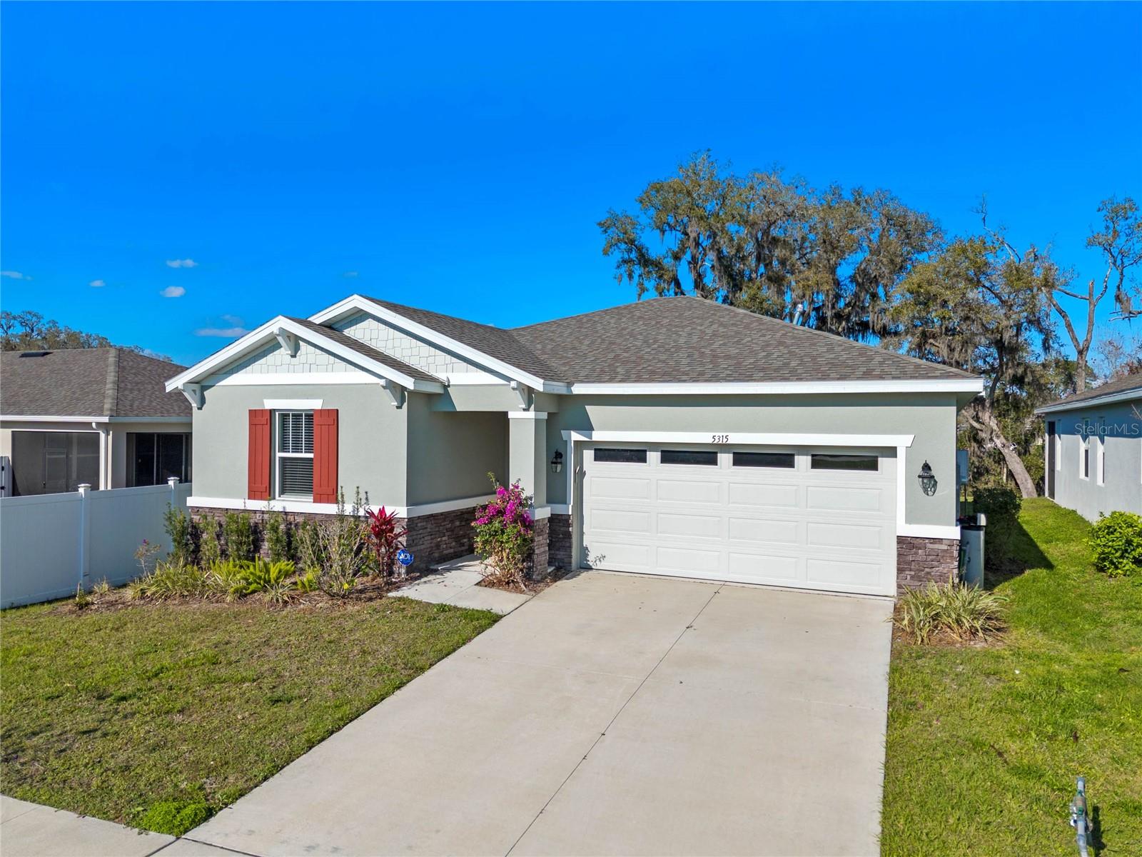 Image 4 of 42 For 5315 Meadow Song Drive