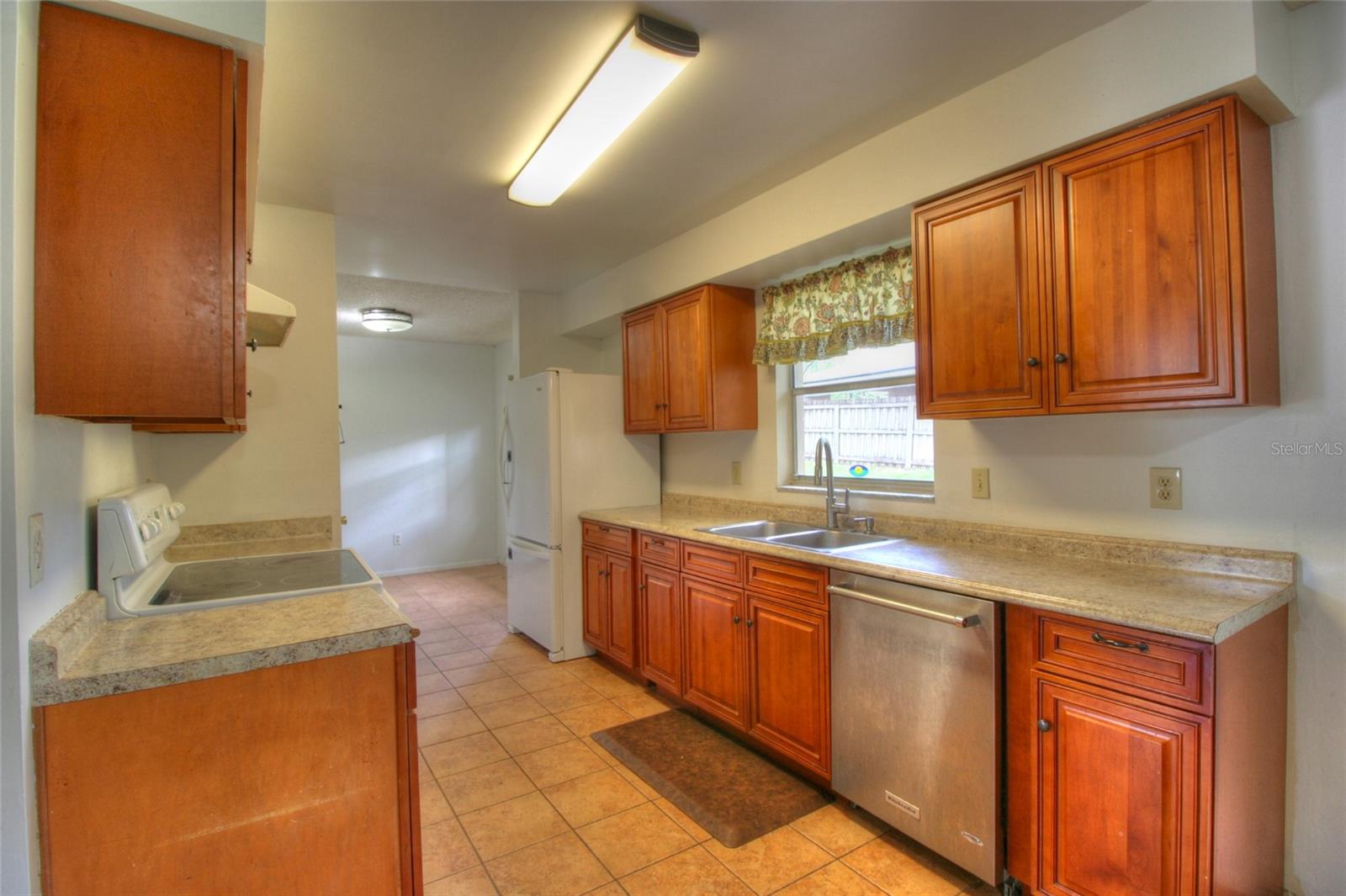 Image 3 of 16 For 916 Great Bend Road
