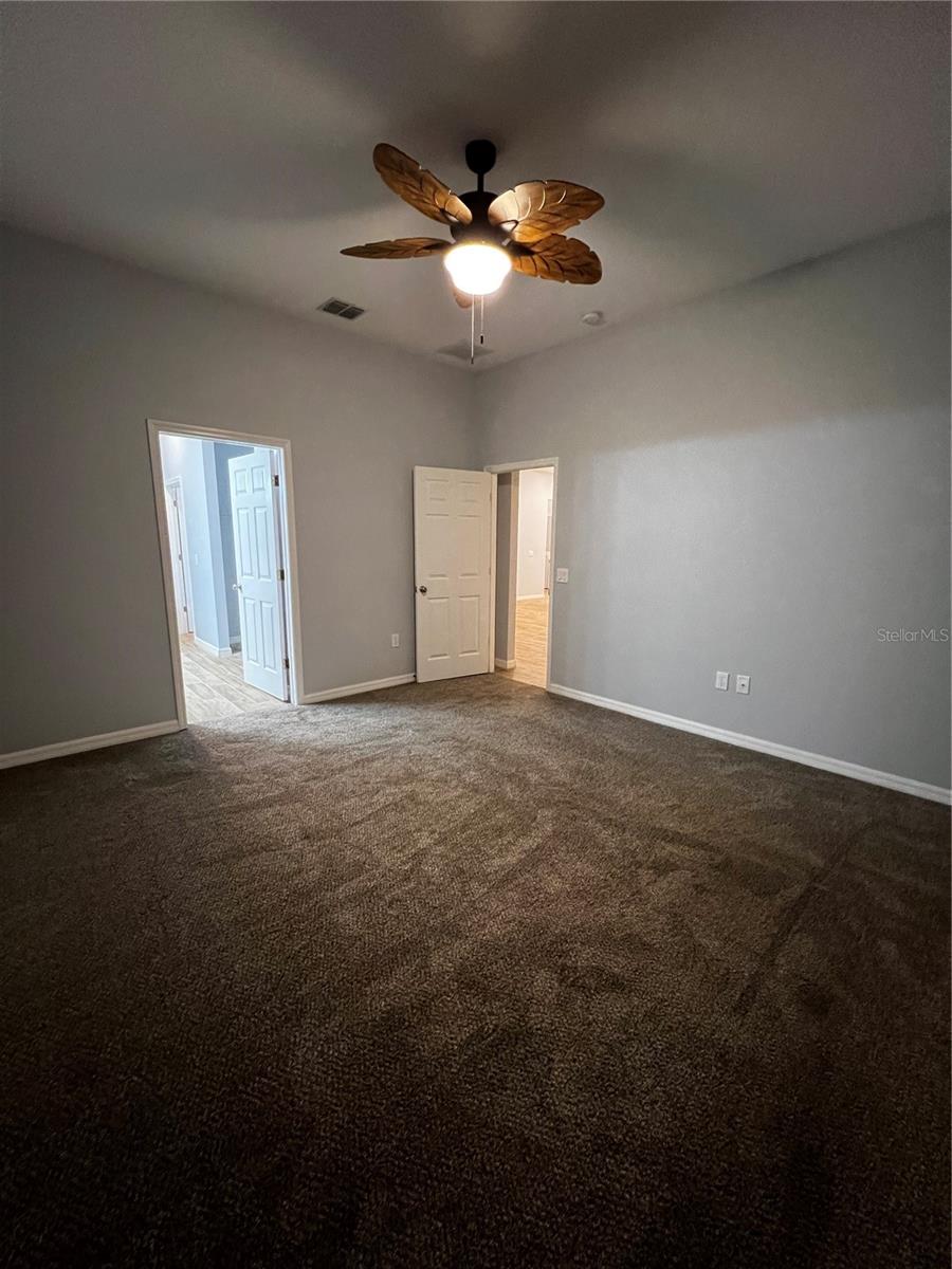 Image 11 of 23 For 567 Viceroy Court