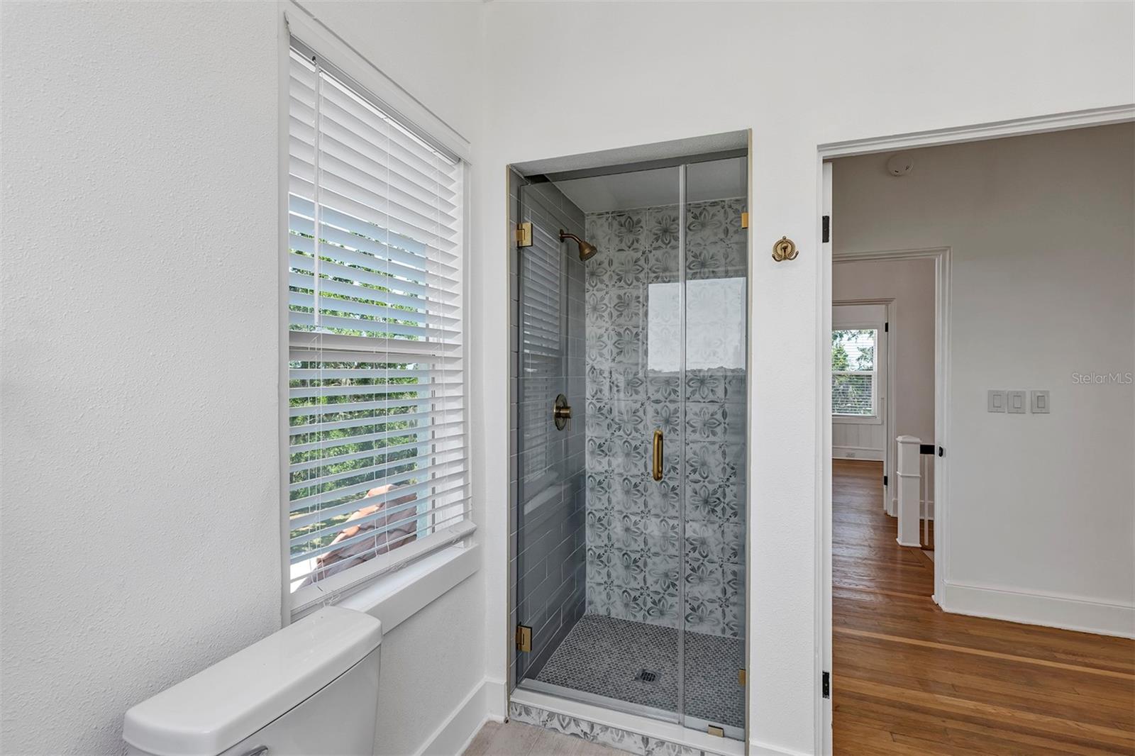 Image 15 of 27 For 802 10th Street