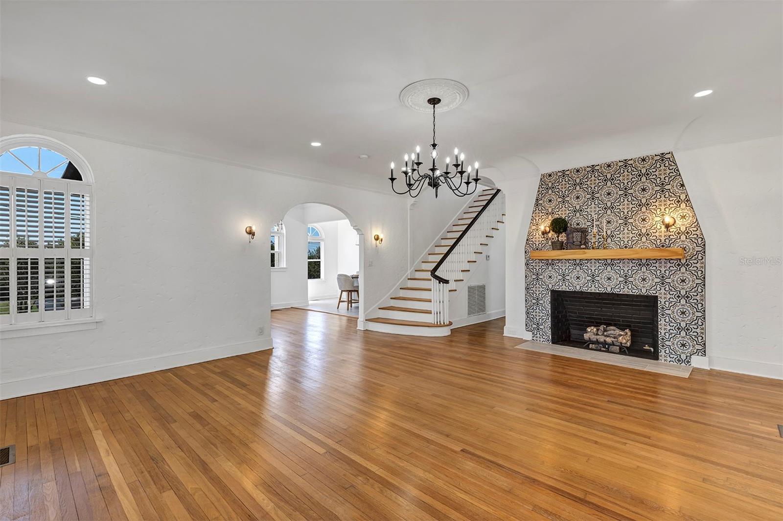 Image 5 of 27 For 802 10th Street