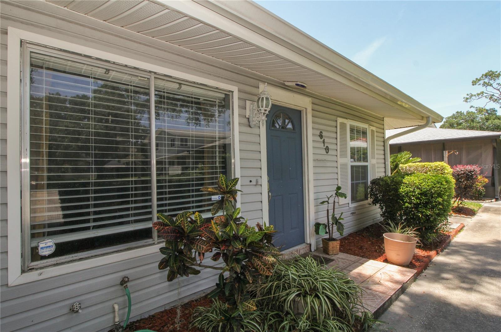 Image 3 of 10 For 610 Heatherton Village 610