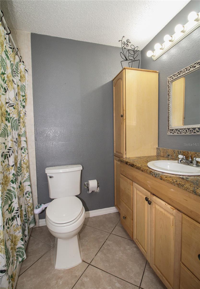 Image 7 of 10 For 610 Heatherton Village 610