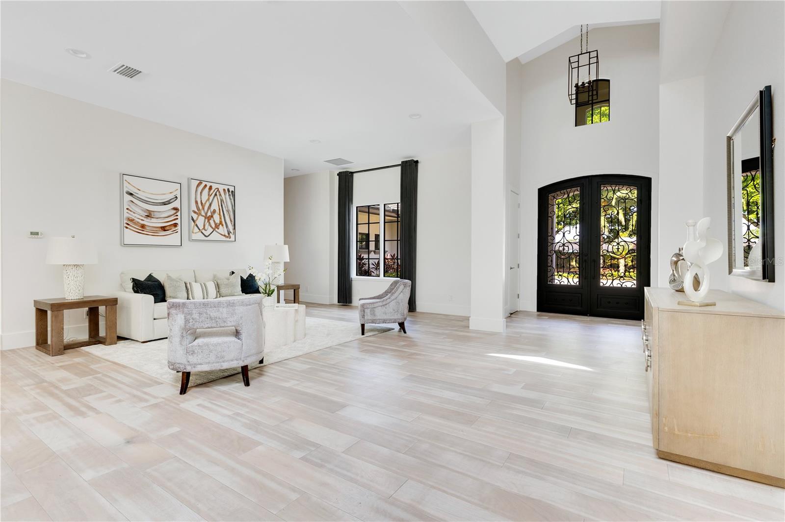 Image 8 of 100 For 5157 Latrobe Drive