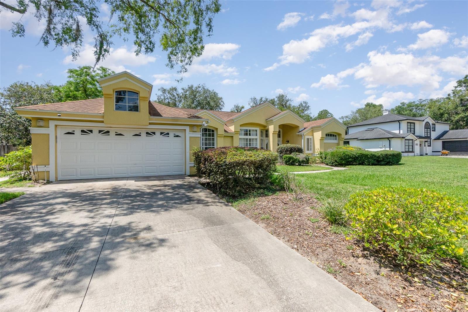Image 3 of 28 For 1910 Palm View Drive