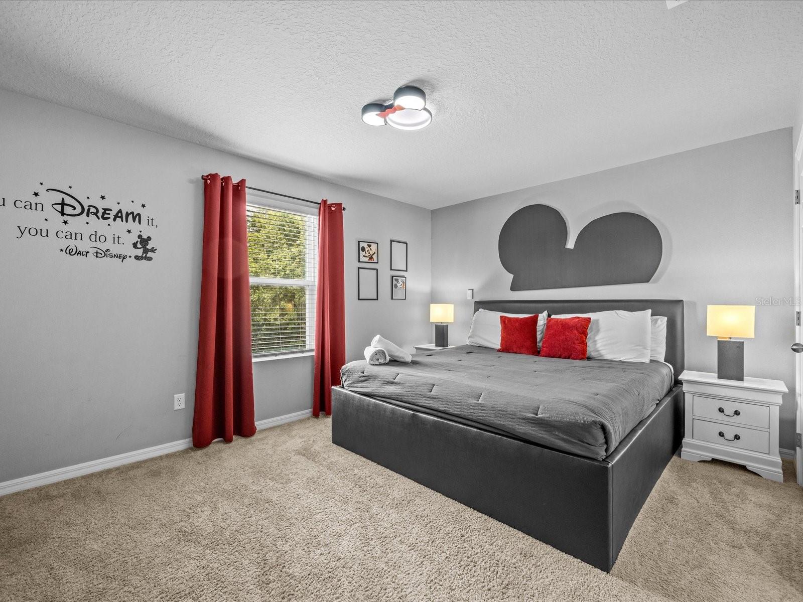 Image 18 of 56 For 1999 Tropical Palms Circle