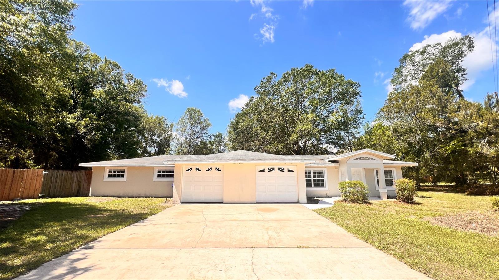 Image 2 of 46 For 611 Charles Avenue
