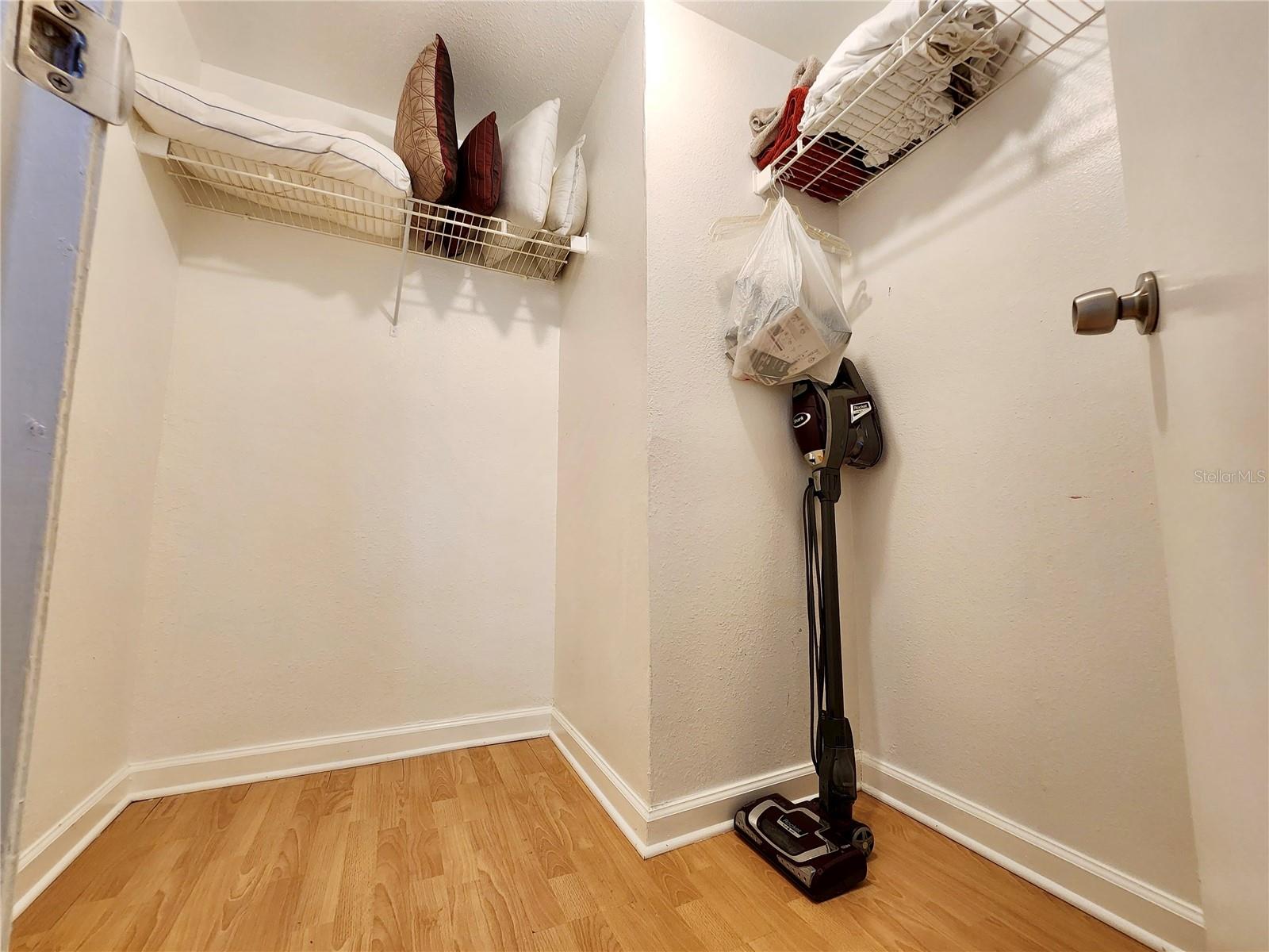 Image 15 of 23 For 3020 Parkway Boulevard 204