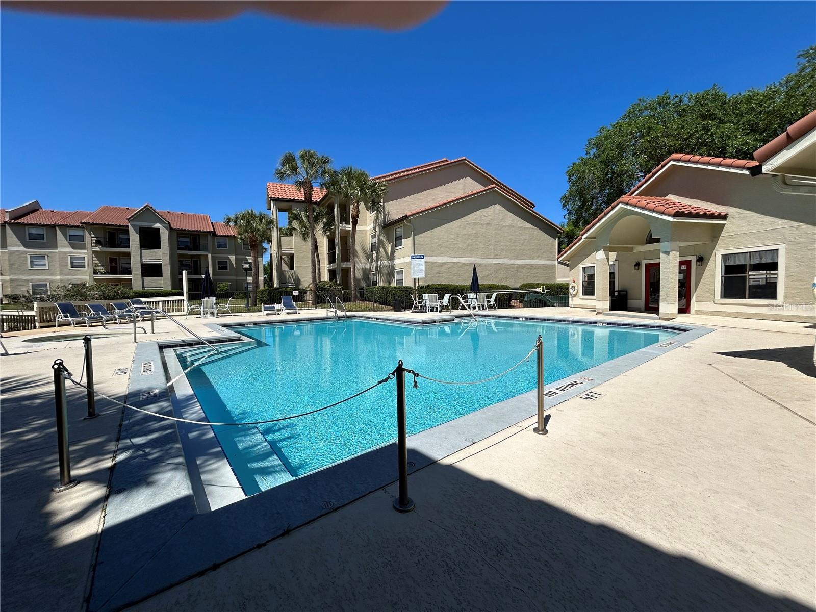 Image 21 of 23 For 3020 Parkway Boulevard 204