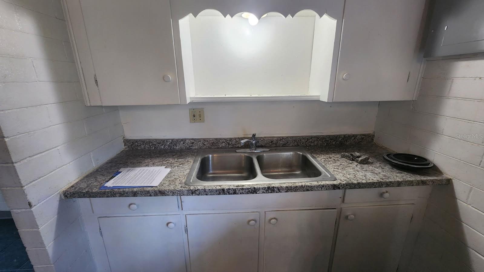 Image 4 of 4 For 828 Pinedale Avenue