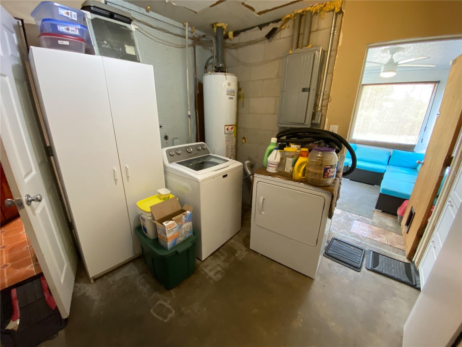 Image 12 of 37 For 5723 Harcourt Avenue
