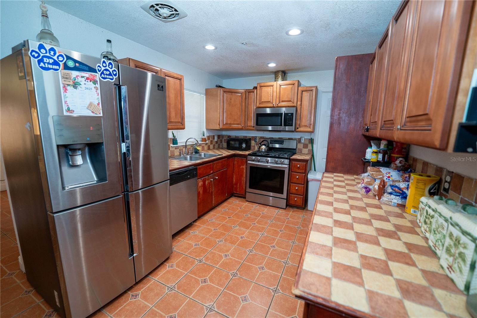 Image 18 of 37 For 5723 Harcourt Avenue