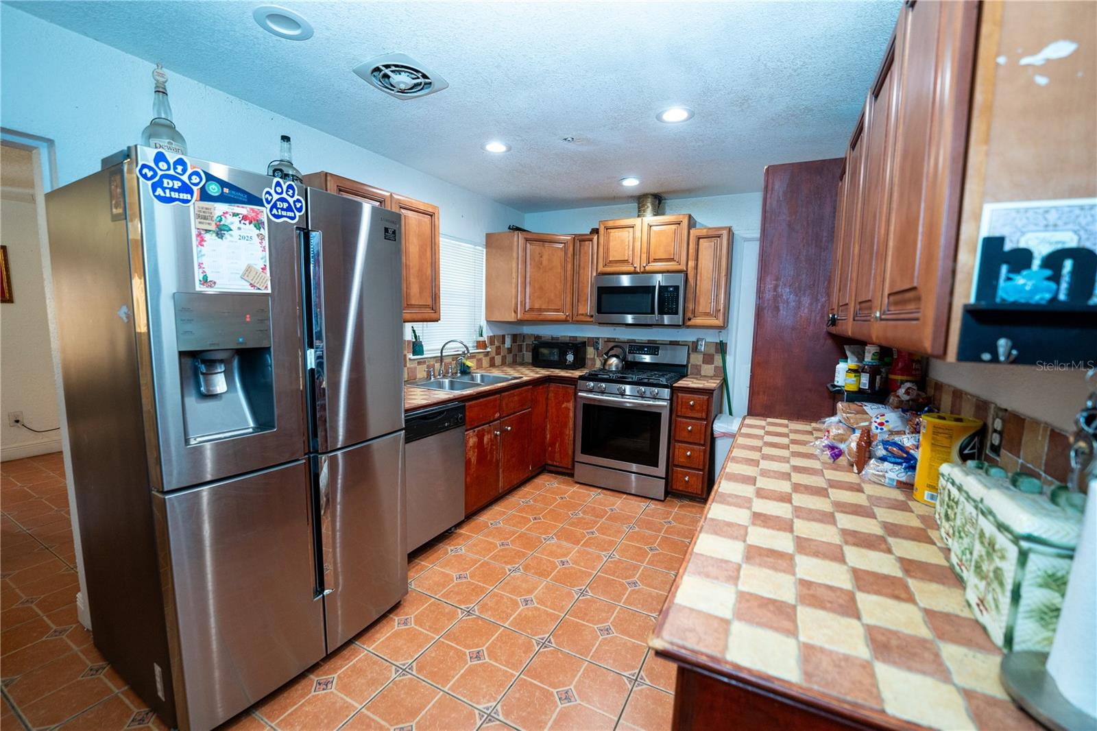 Image 19 of 37 For 5723 Harcourt Avenue