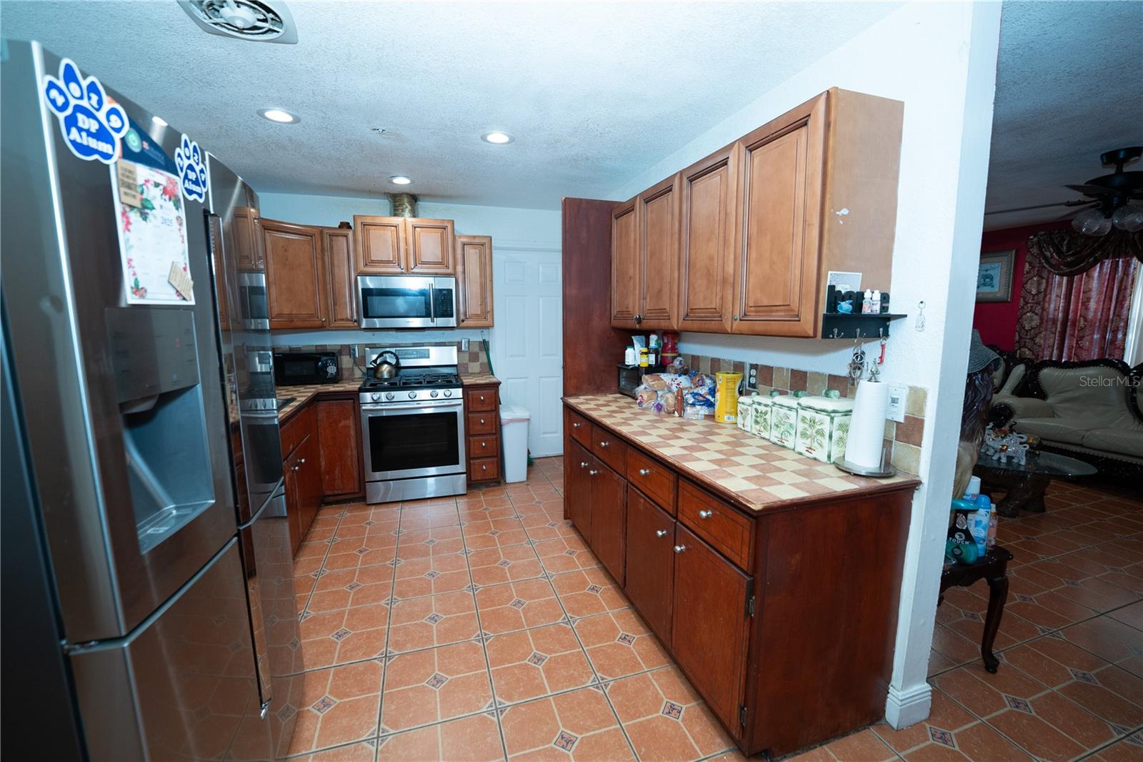 Image 21 of 37 For 5723 Harcourt Avenue