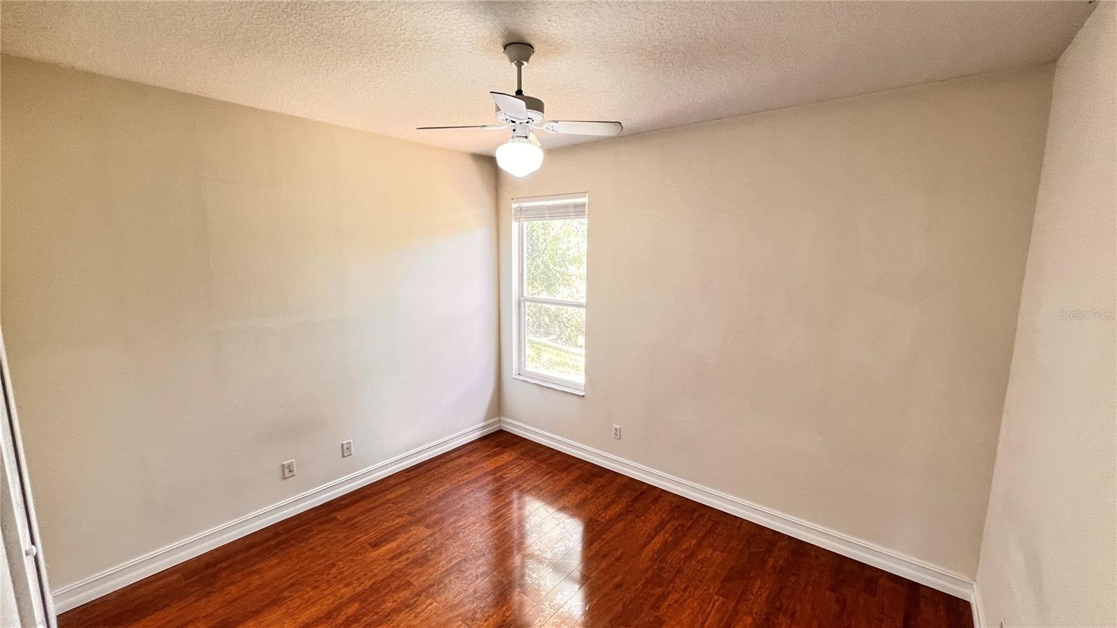 Image 30 of 44 For 949 Dekleva Drive