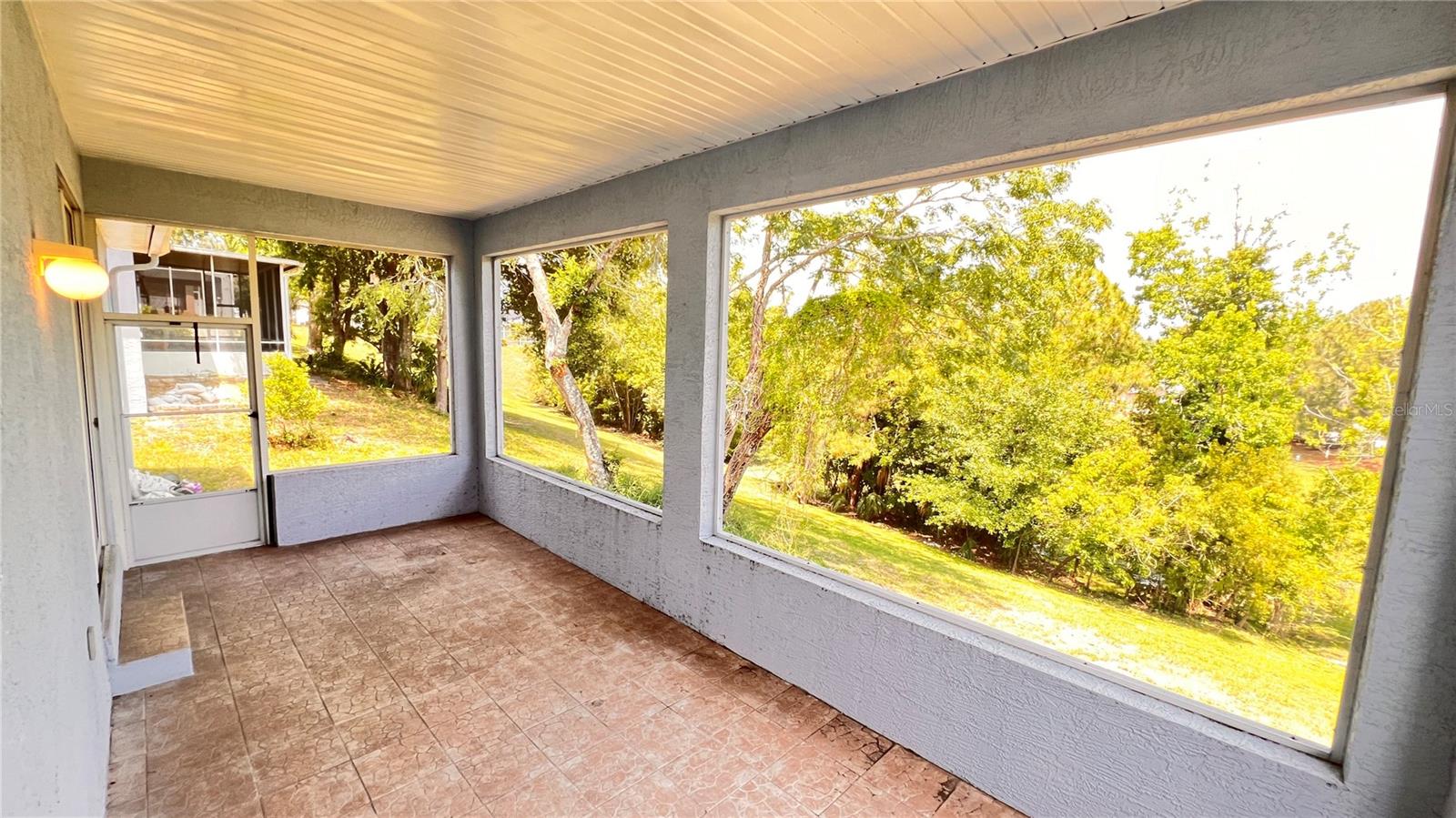 Image 35 of 44 For 949 Dekleva Drive
