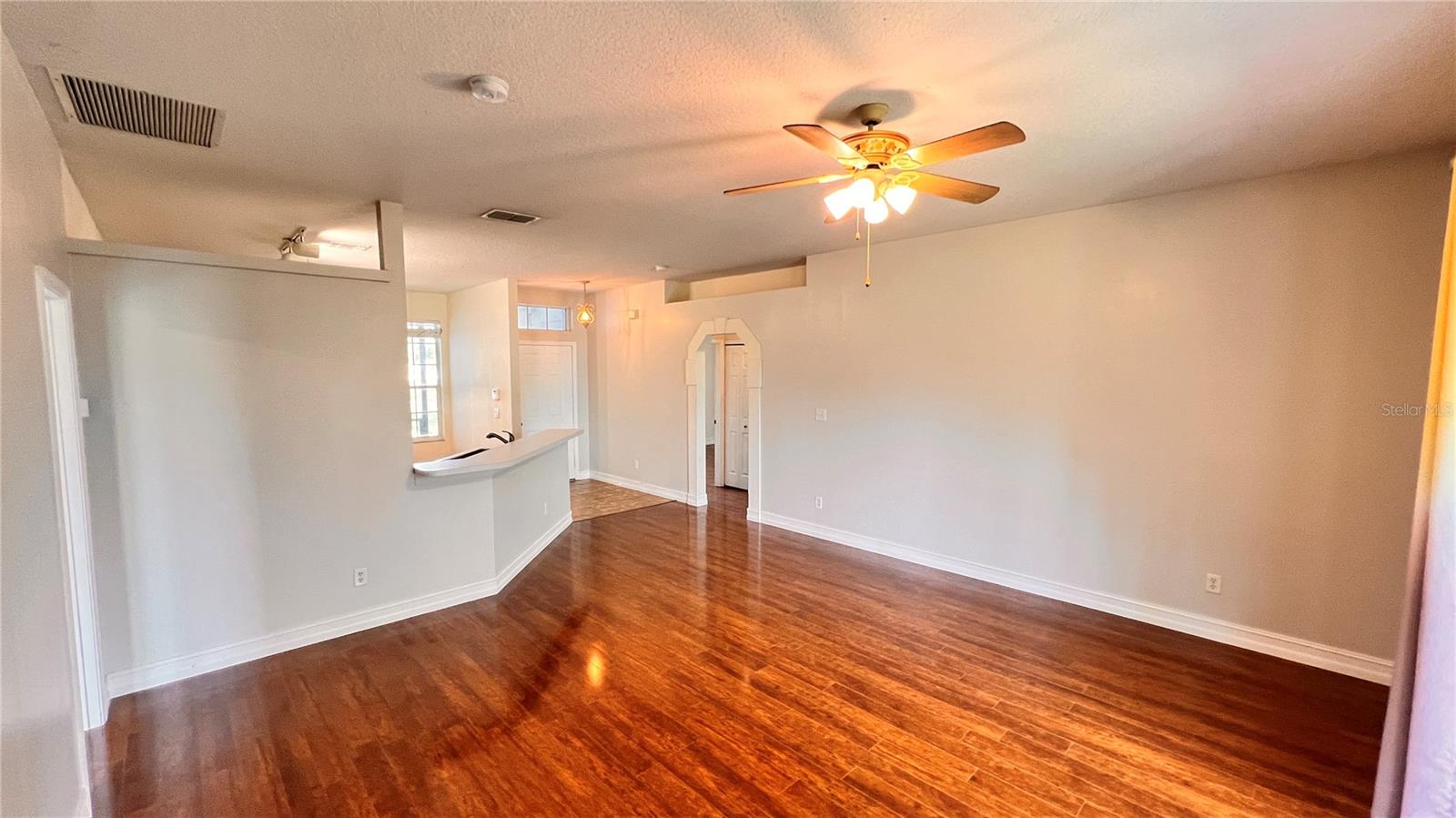 Image 7 of 44 For 949 Dekleva Drive