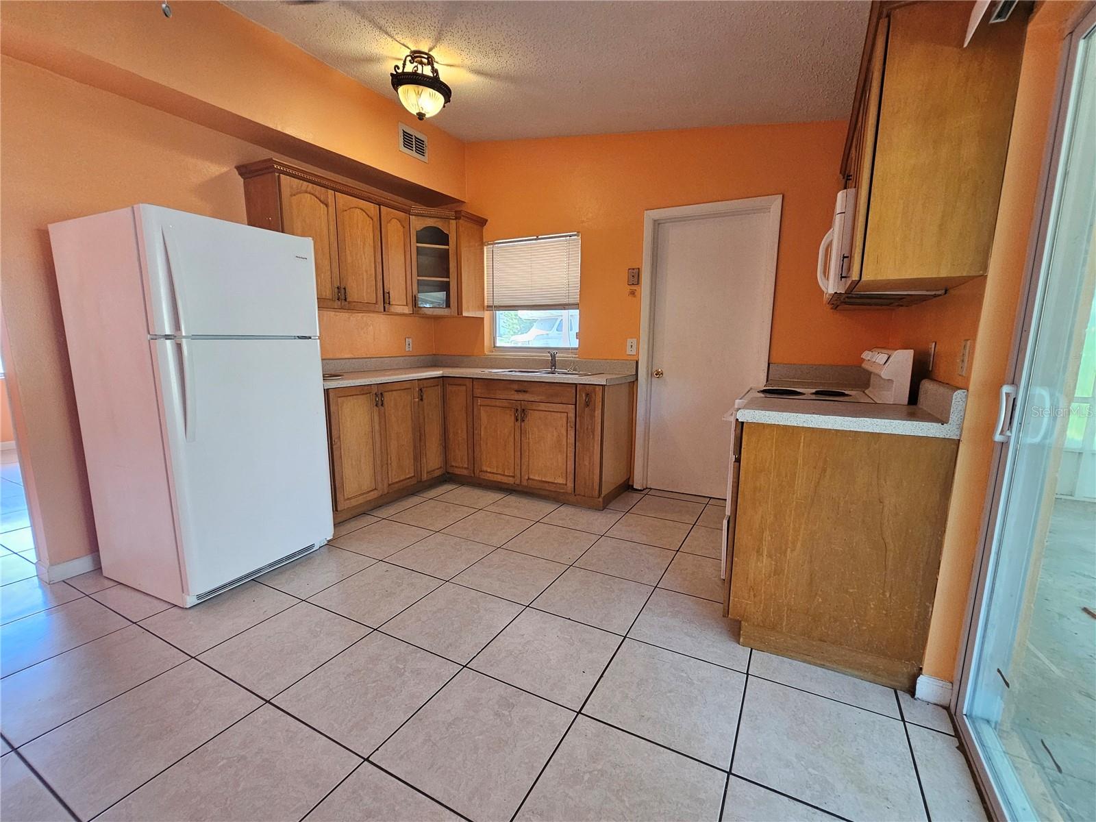 Image 3 of 13 For 3516 Ridgemont Road