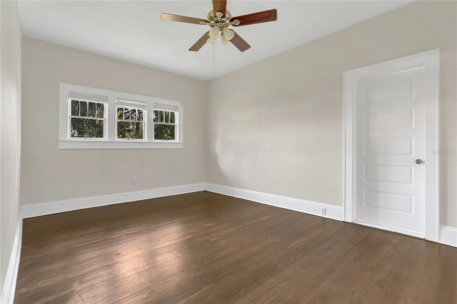 Image 15 of 28 For 1204 Oak Avenue