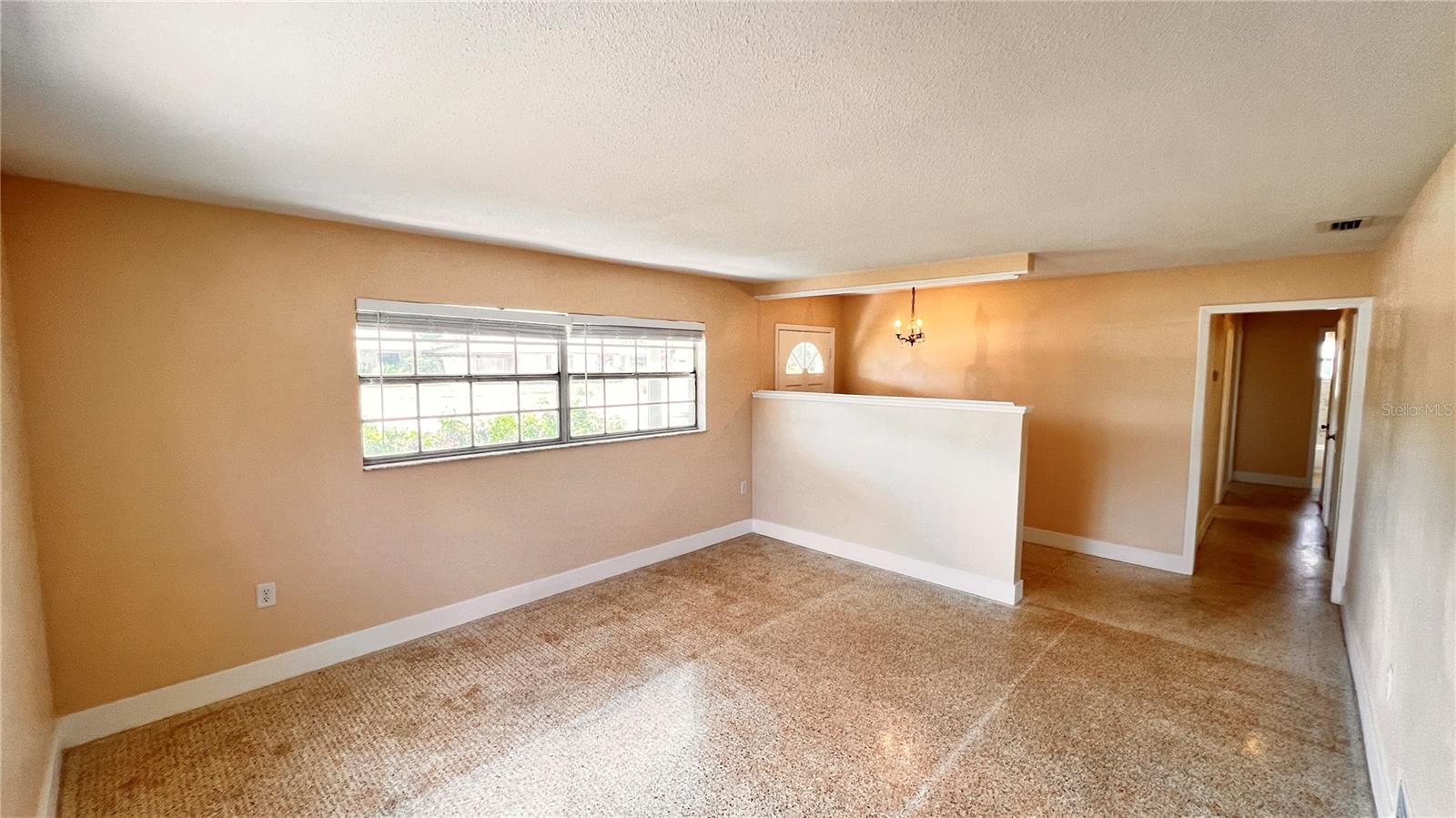 Image 18 of 31 For 4709 Redfern Drive