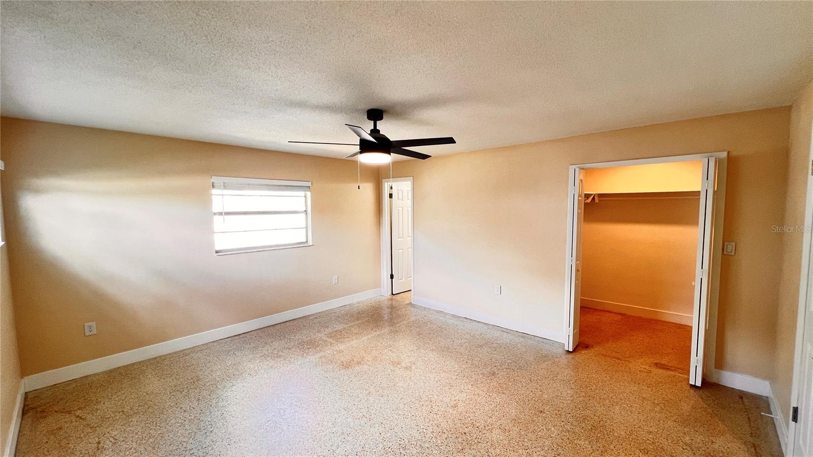 Image 21 of 31 For 4709 Redfern Drive