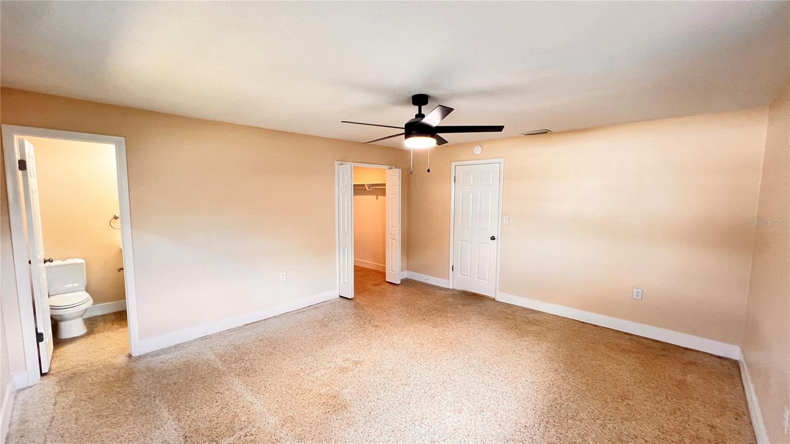 Image 22 of 31 For 4709 Redfern Drive