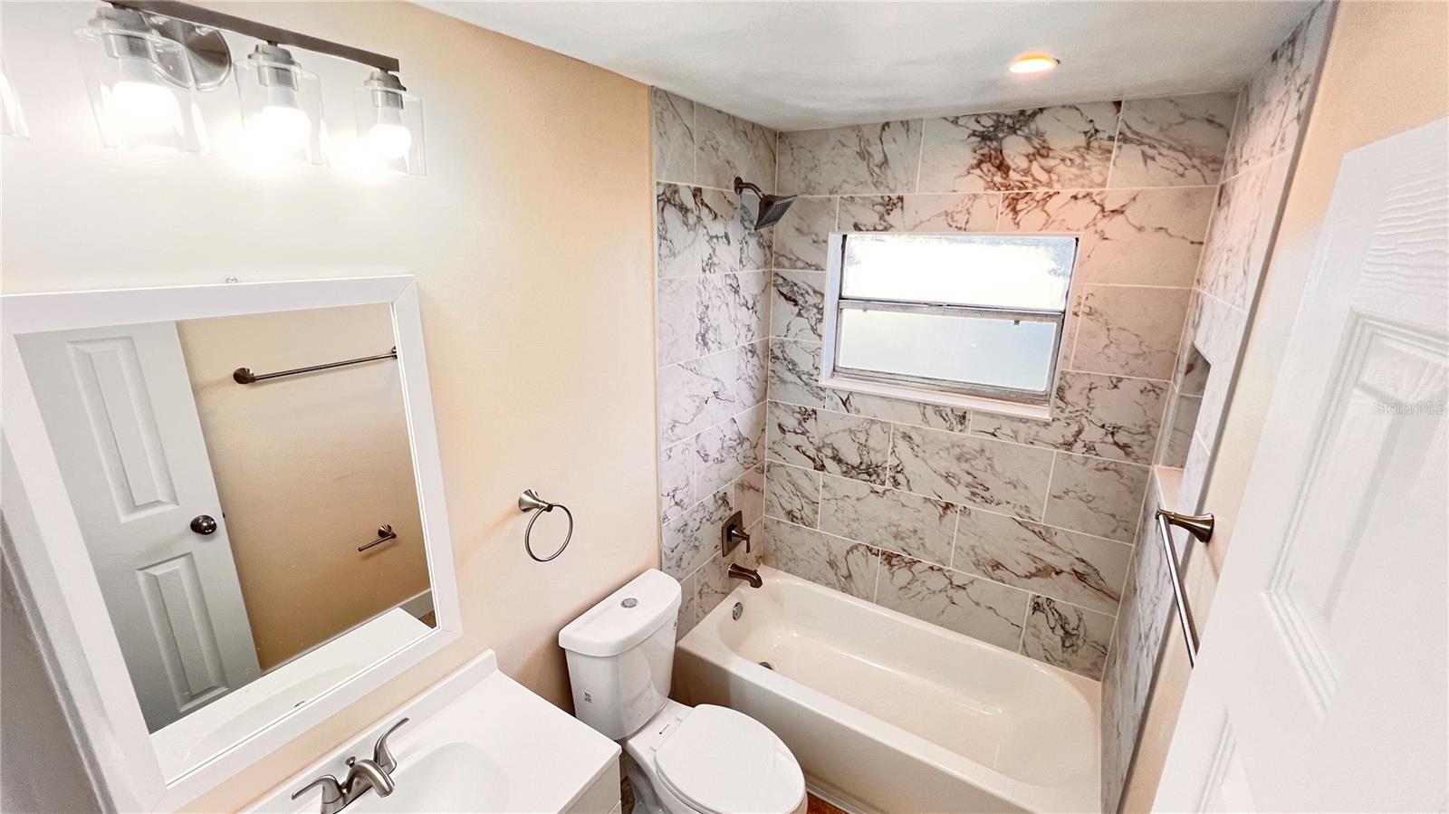 Image 27 of 31 For 4709 Redfern Drive