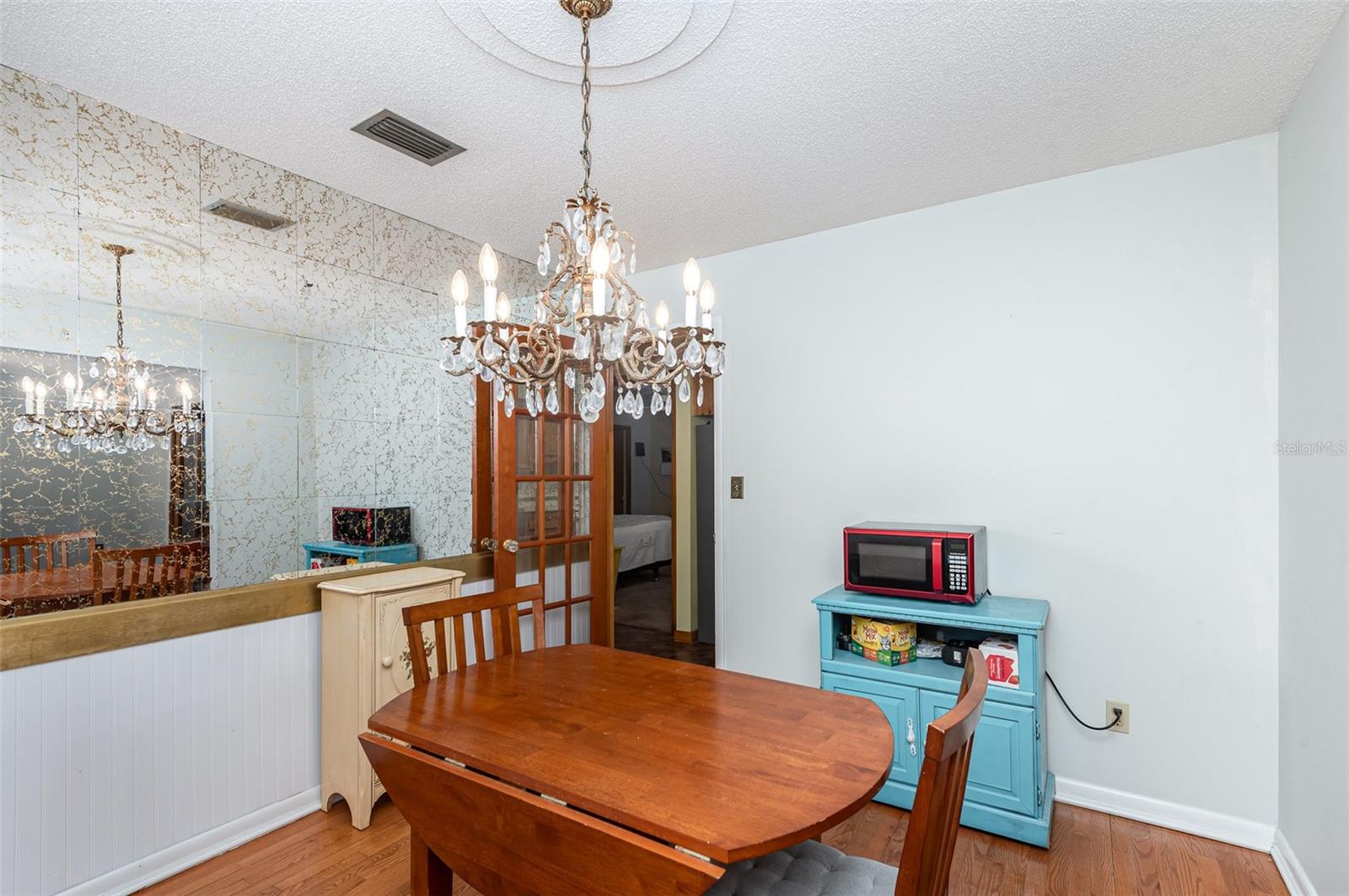 Image 9 of 24 For 2645 Oakdale Court
