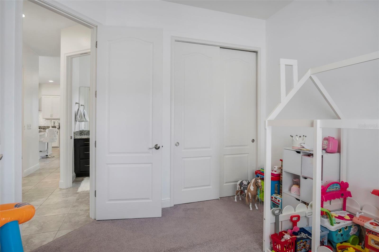 Image 15 of 34 For 14366 Alafaya Oak Bend