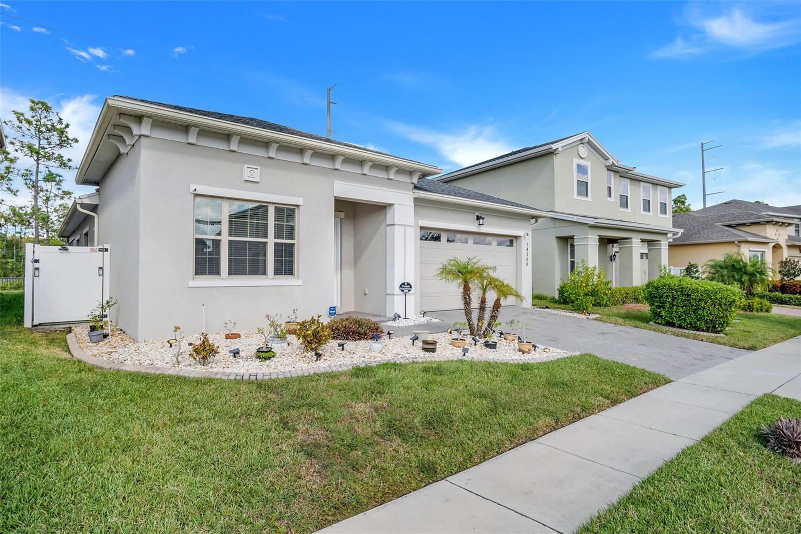 Image 3 of 34 For 14366 Alafaya Oak Bend