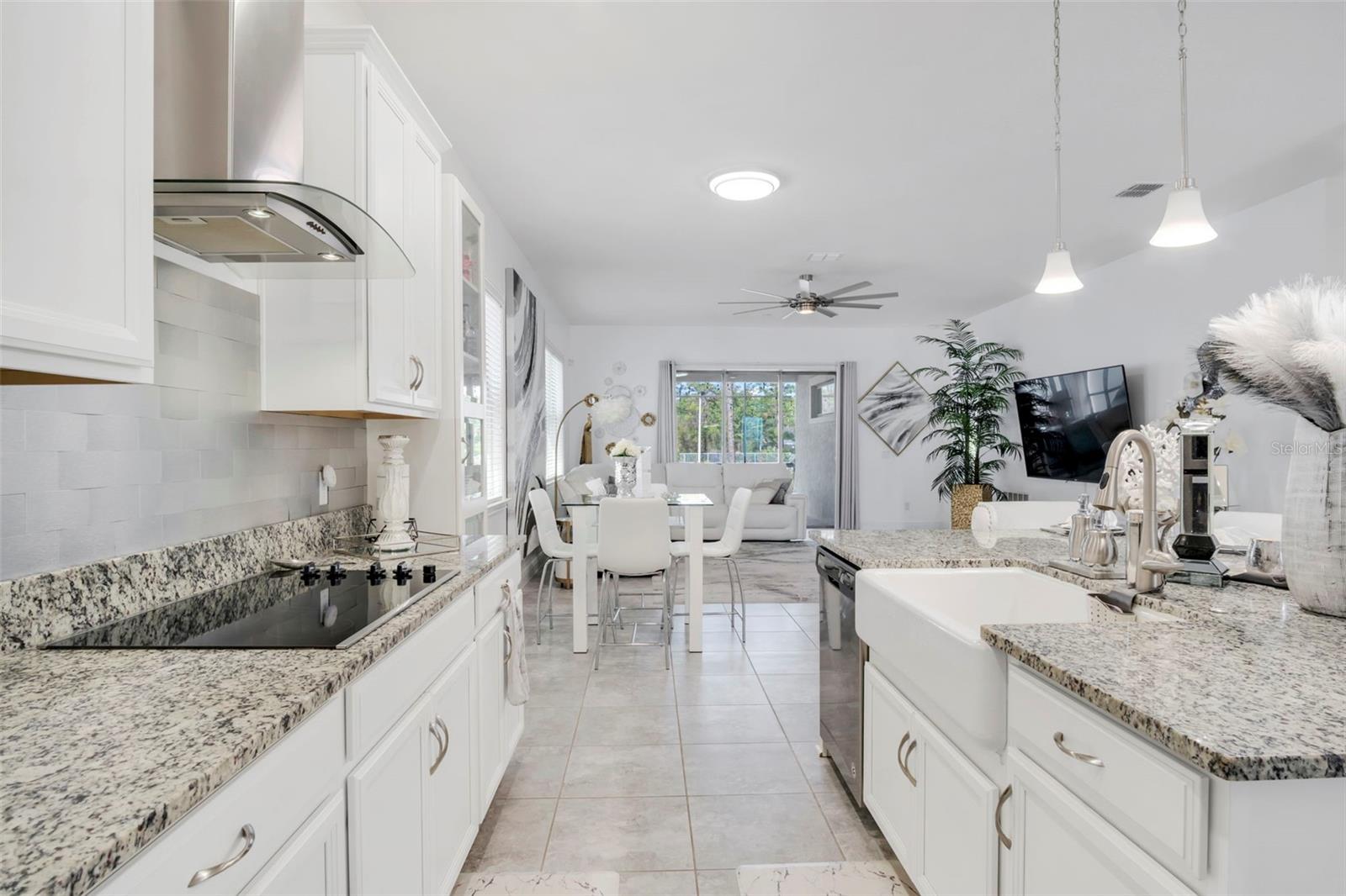 Image 6 of 34 For 14366 Alafaya Oak Bend