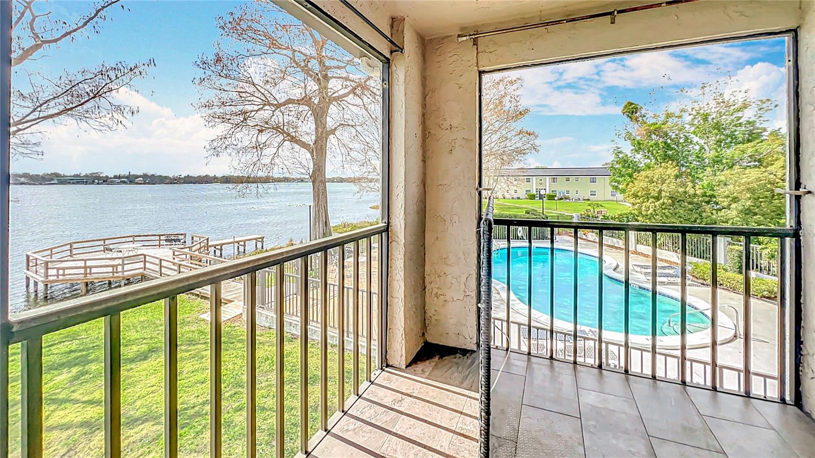 Image 39 of 55 For 660 Killarney Bay Court 6