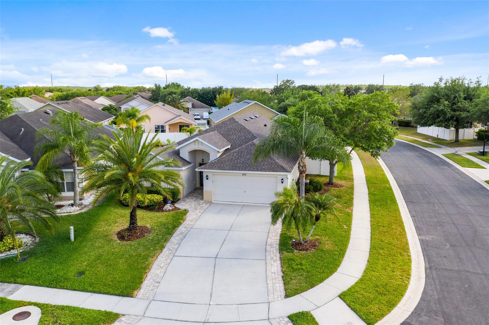 Listing photo id 42 for 2830 Alton Dr
