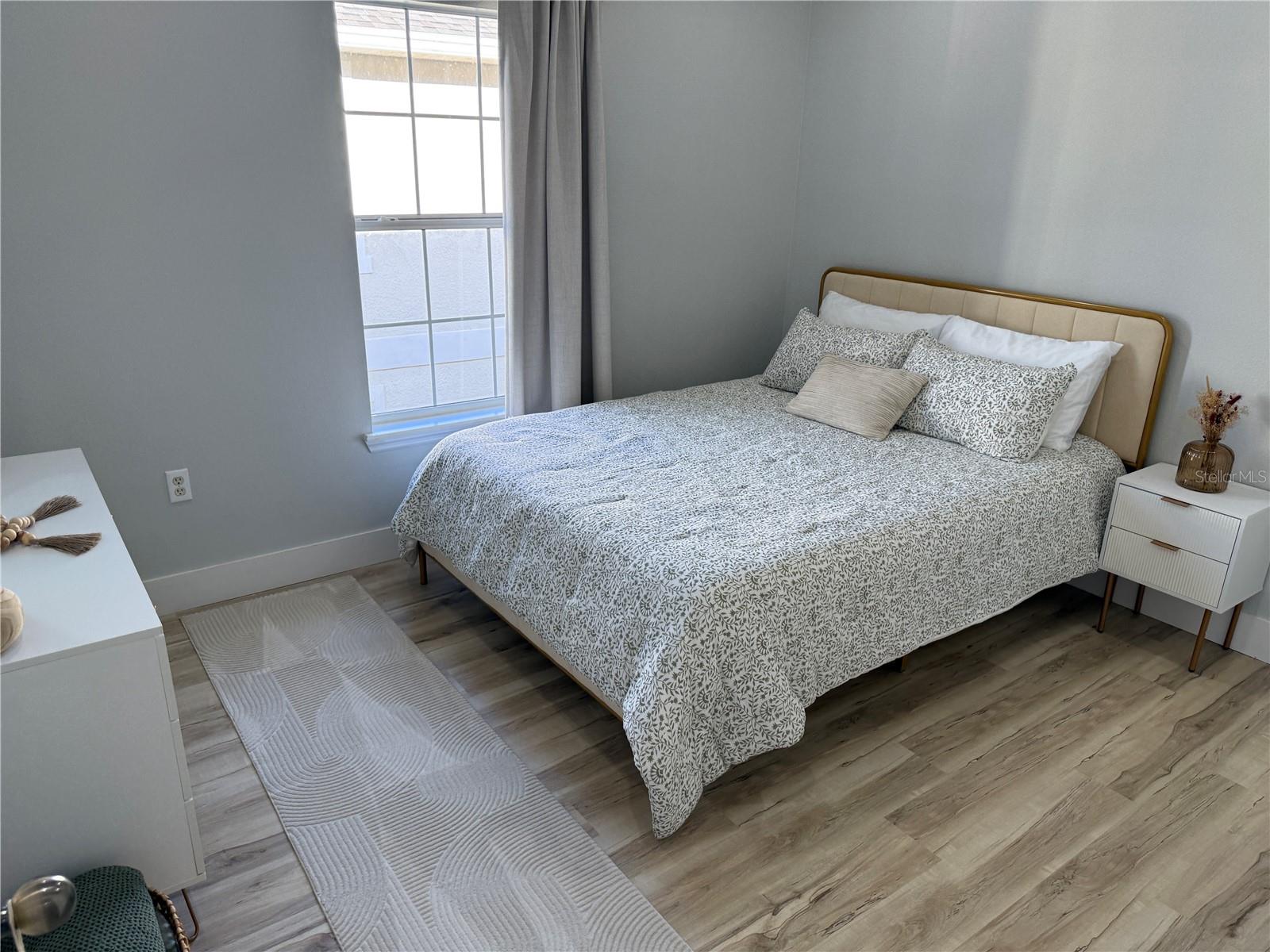 Listing photo id 16 for 7544 Red Mill Circle
