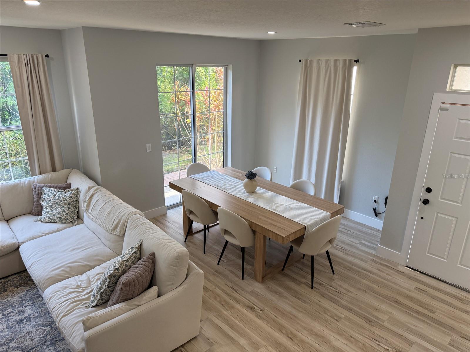 Listing photo id 20 for 7544 Red Mill Circle
