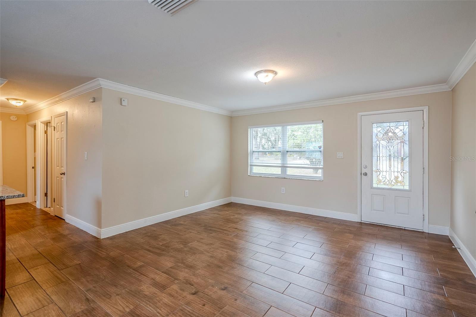 Image 5 of 25 For 2311 Olivet Avenue