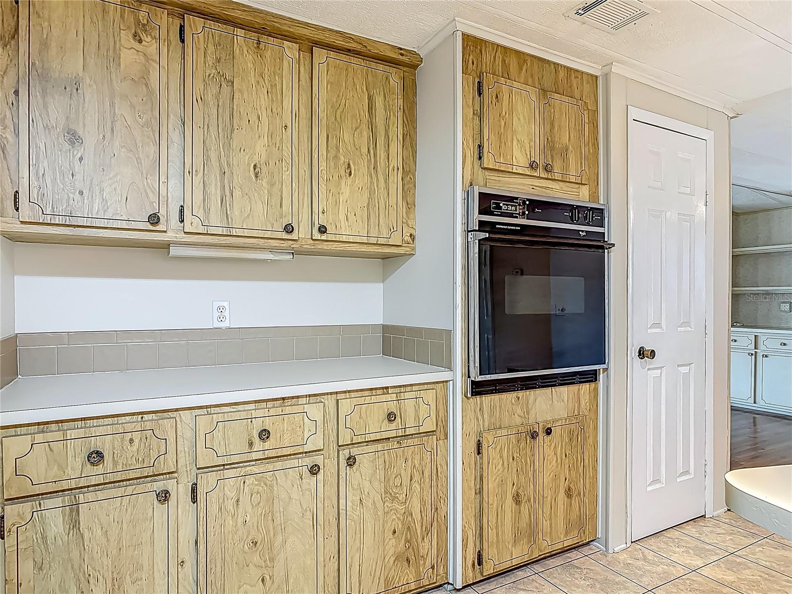 Image 14 of 34 For 427 Sandpiper Lane