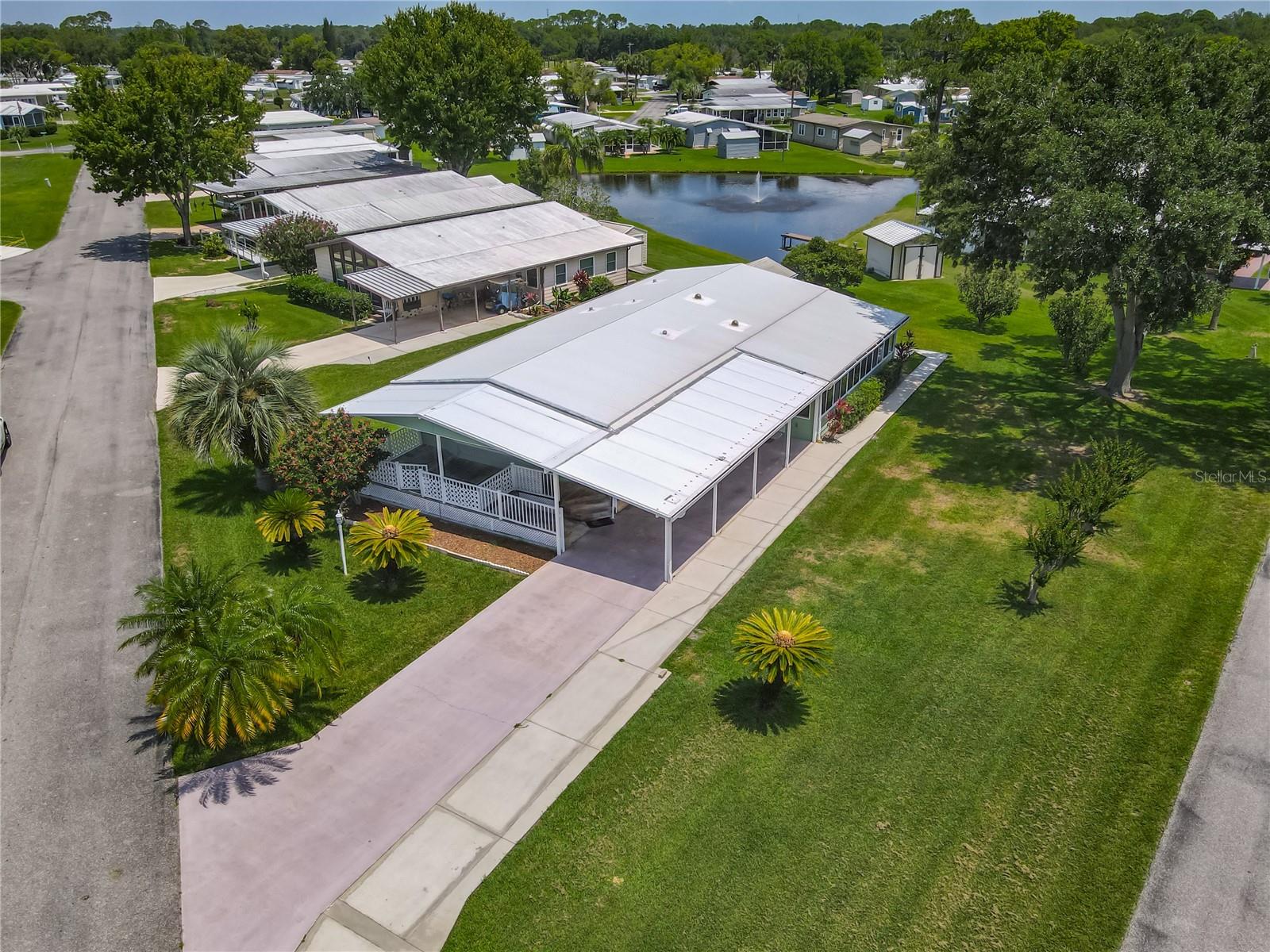 Image 3 of 34 For 427 Sandpiper Lane