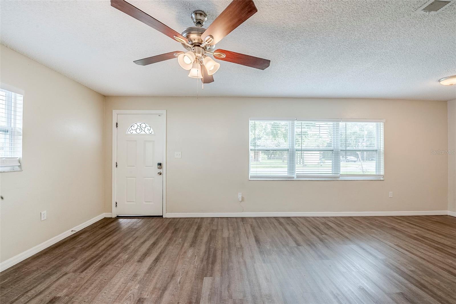 Image 6 of 37 For 4200 Colony Way