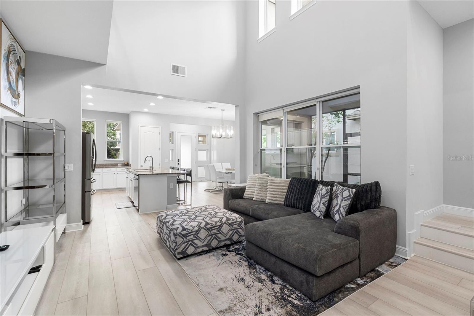 Image 3 of 50 For 14126 Walcott Avenue
