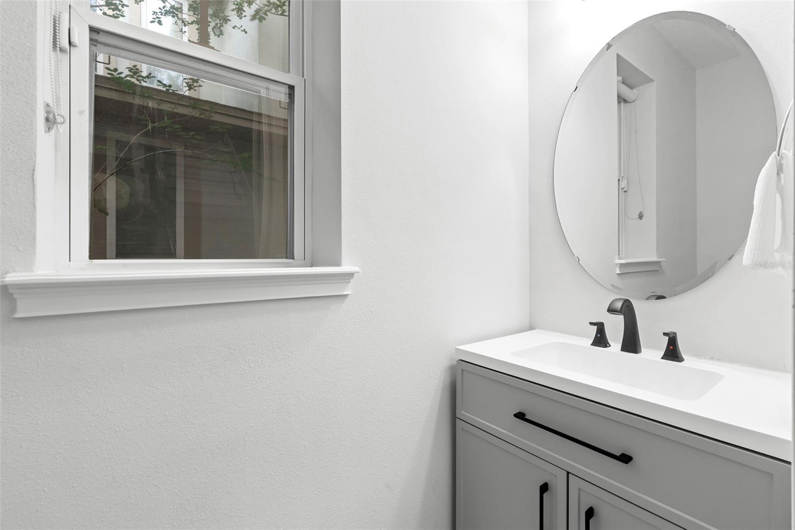 Image 31 of 50 For 14126 Walcott Avenue