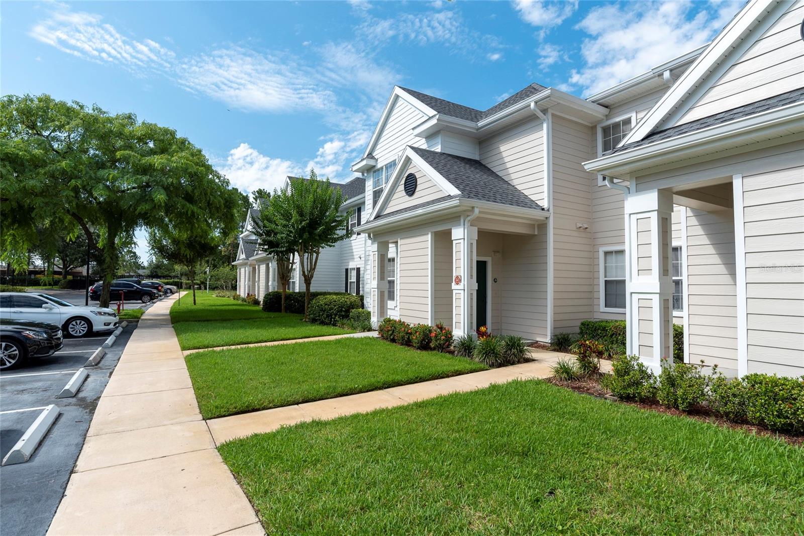 Image 3 of 53 For 330 Southern Pecan Circle 203