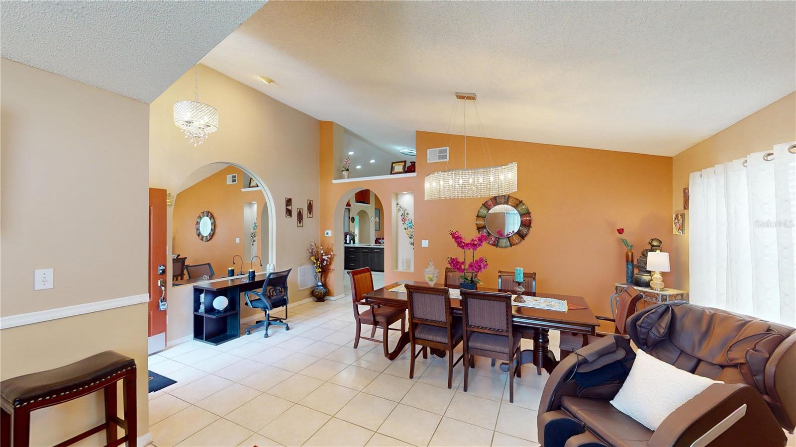 Image 11 of 51 For 2506 Shelby Circle