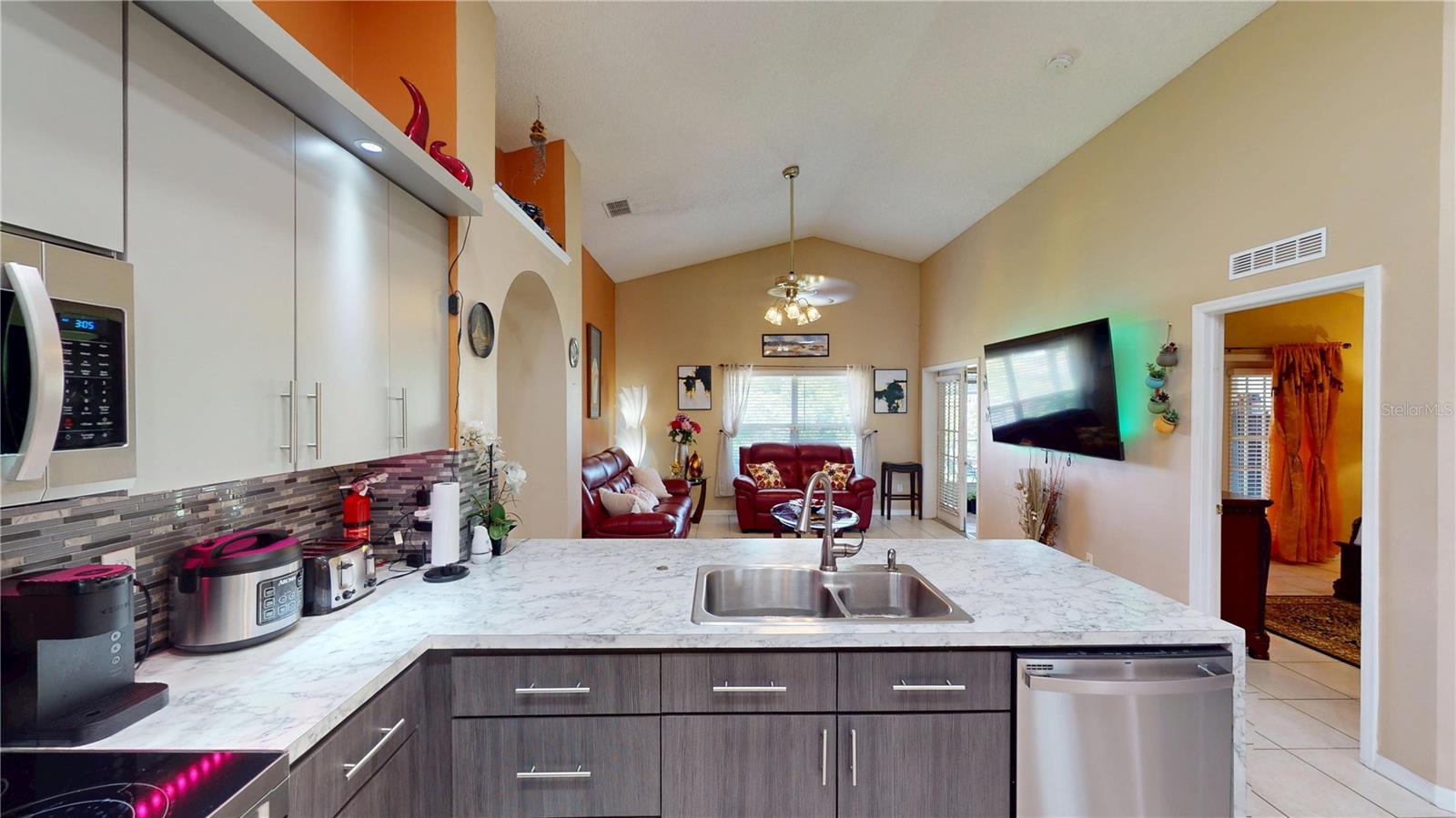 Image 13 of 51 For 2506 Shelby Circle